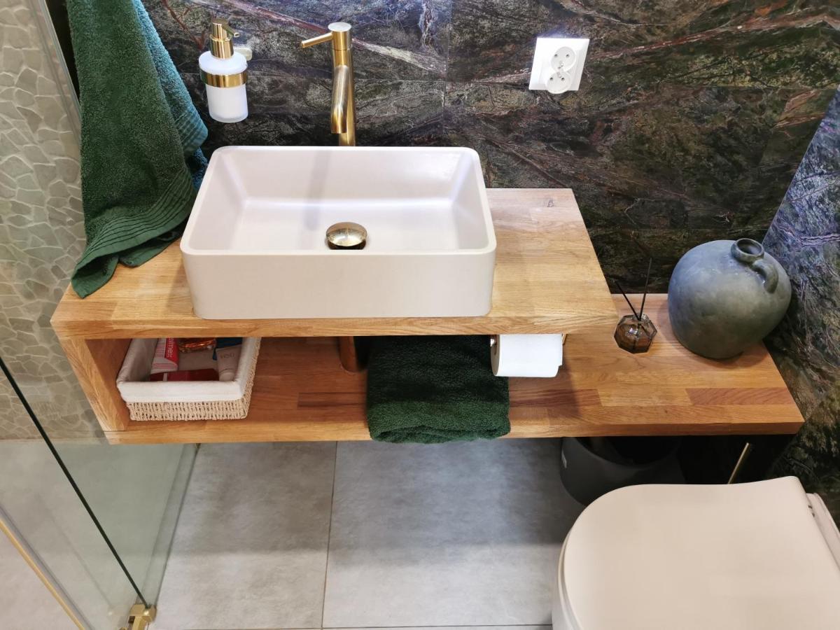 Hearth Hill View Apartment 乌斯特龙 外观 照片